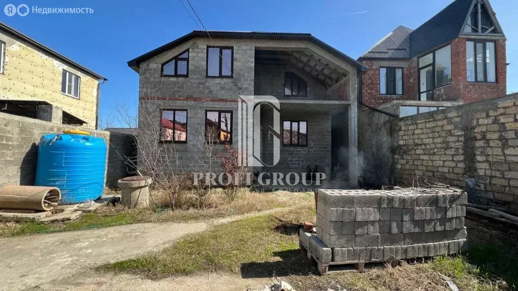Дом в Махачкала, 3-я Связная улица (230 м) - Фото 0