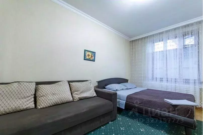 Дом в Кабардино-Балкария, Нальчик Кабардинская ул., 117 (150 м) - Фото 2