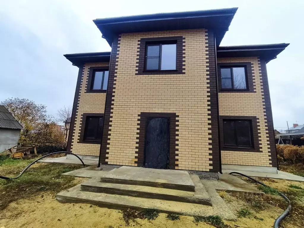 Дом в Волгоградская область, Волгоград Раздольная ул. (310 м) - Фото 1