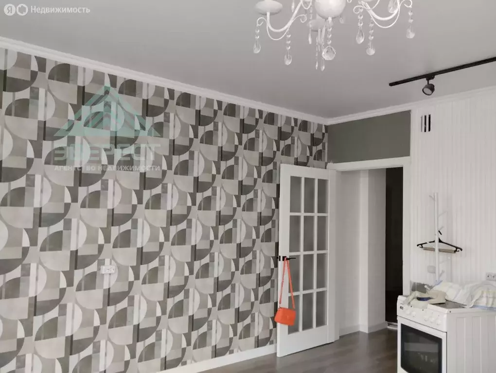 2-комнатная квартира: Абакан, улица Некрасова, 33А (54 м) - Фото 1
