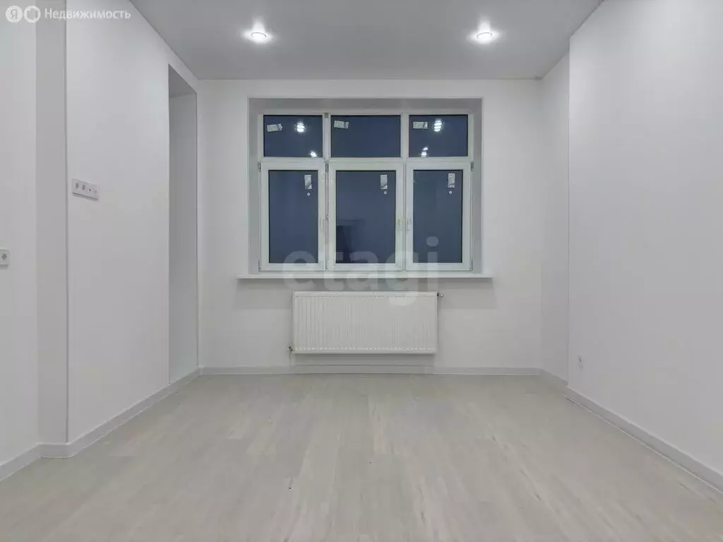 1-комнатная квартира: Тюмень, улица Малыгина, 90 (49.7 м) - Фото 1