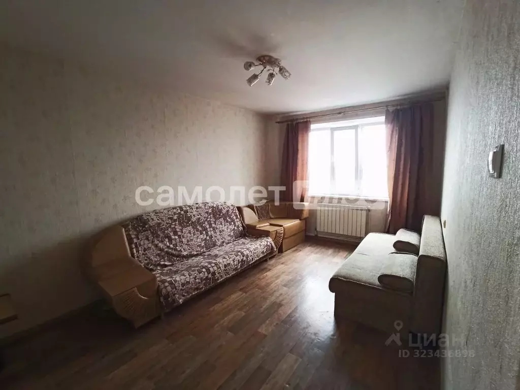 2-к кв. Белгородская область, Белгород ул. Есенина, 42 (51.2 м) - Фото 1