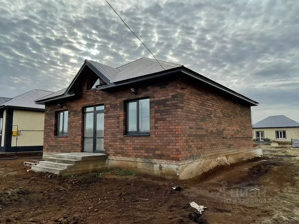 Коттедж в Оренбургская область, Оренбургский район, Ивановский ... - Фото 1