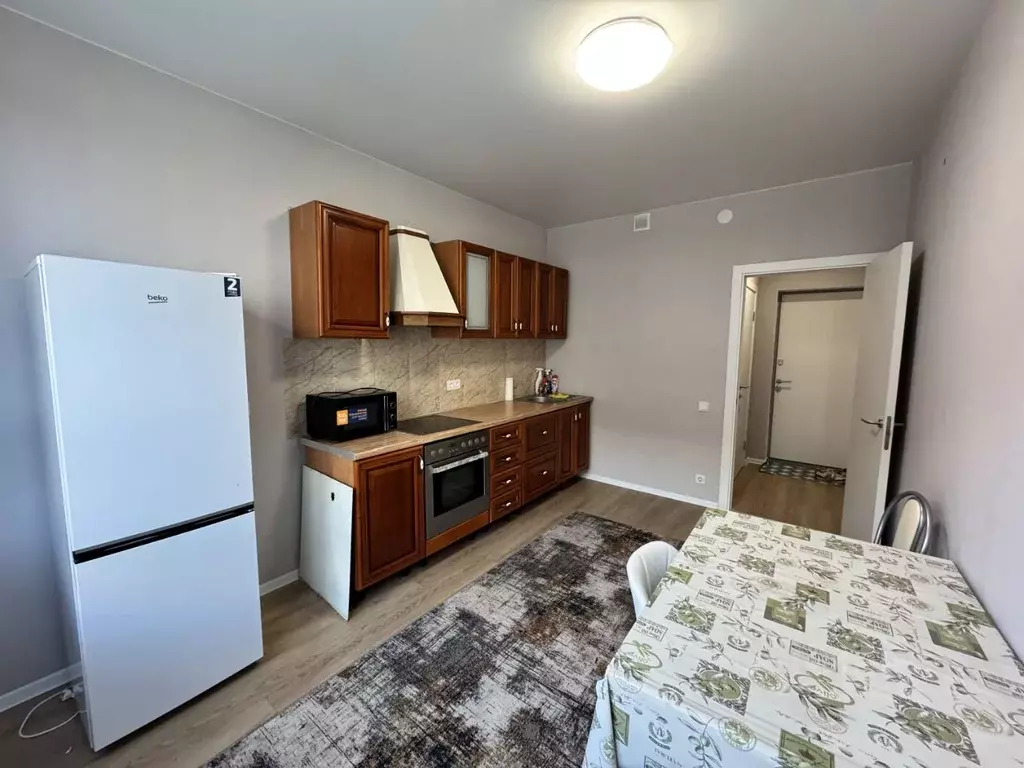 3-к кв. Московская область, Люберцы городской округ, Мирный пгт ул. ... - Фото 2