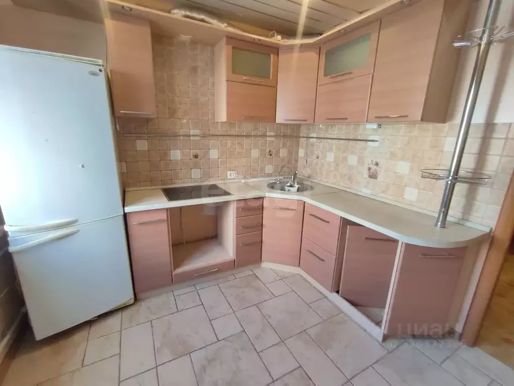 3-к кв. Воронежская область, Воронеж ул. Космонавта Комарова, 8Б (67.2 ... - Фото 1
