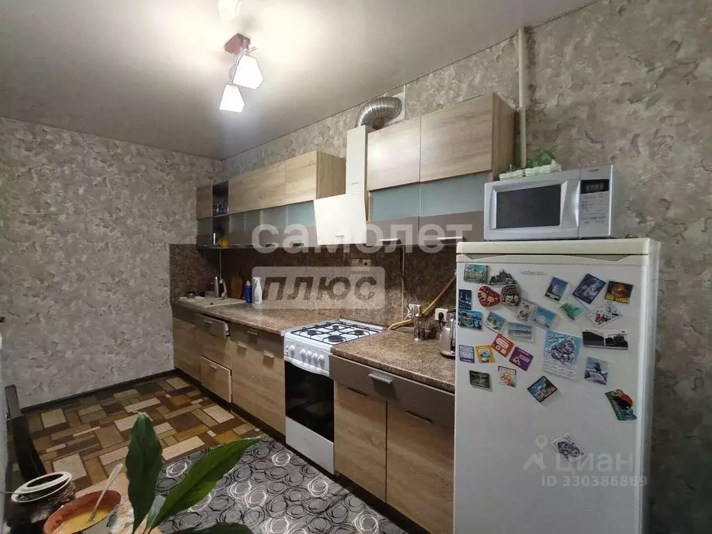 1-к кв. Белгородская область, Губкин ул. Агошкова, 6 (36.4 м) - Фото 2