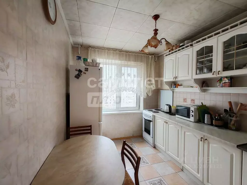 3-к кв. Челябинская область, Челябинск ул. Машиностроителей, 12 (64.3 ... - Фото 0