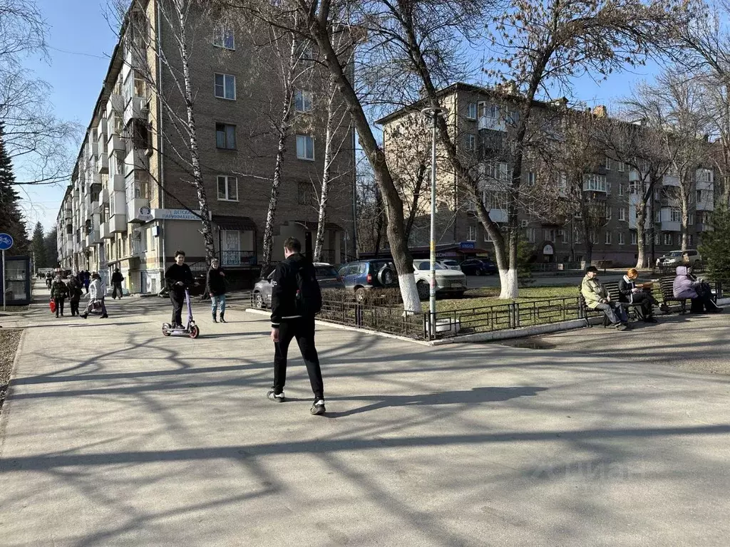 Торговая площадь в Башкортостан, Уфа ул. 40 лет Октября, 4А (94 м) - Фото 0