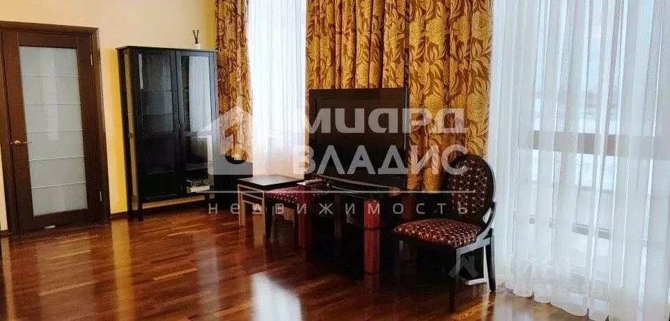 2-к кв. Омская область, Омск ул. Красина, 6 (101.0 м) - Фото 1