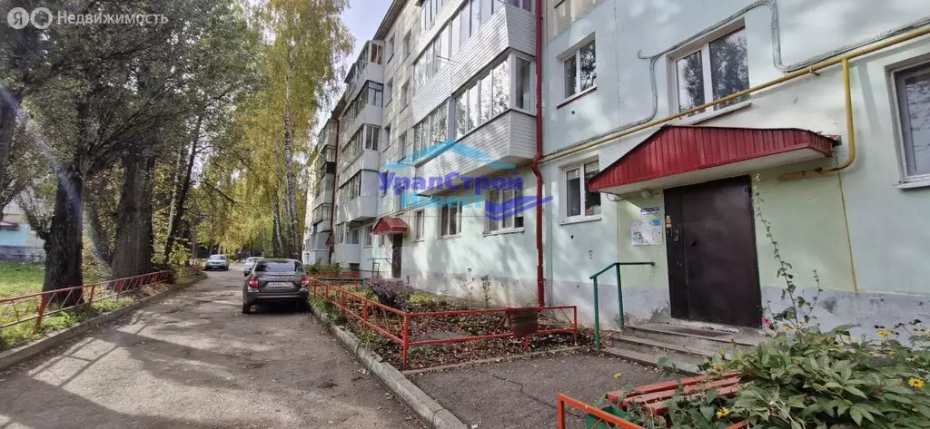 2-комнатная квартира: Октябрьский, 35-й микрорайон, 7 (45.6 м) - Фото 0