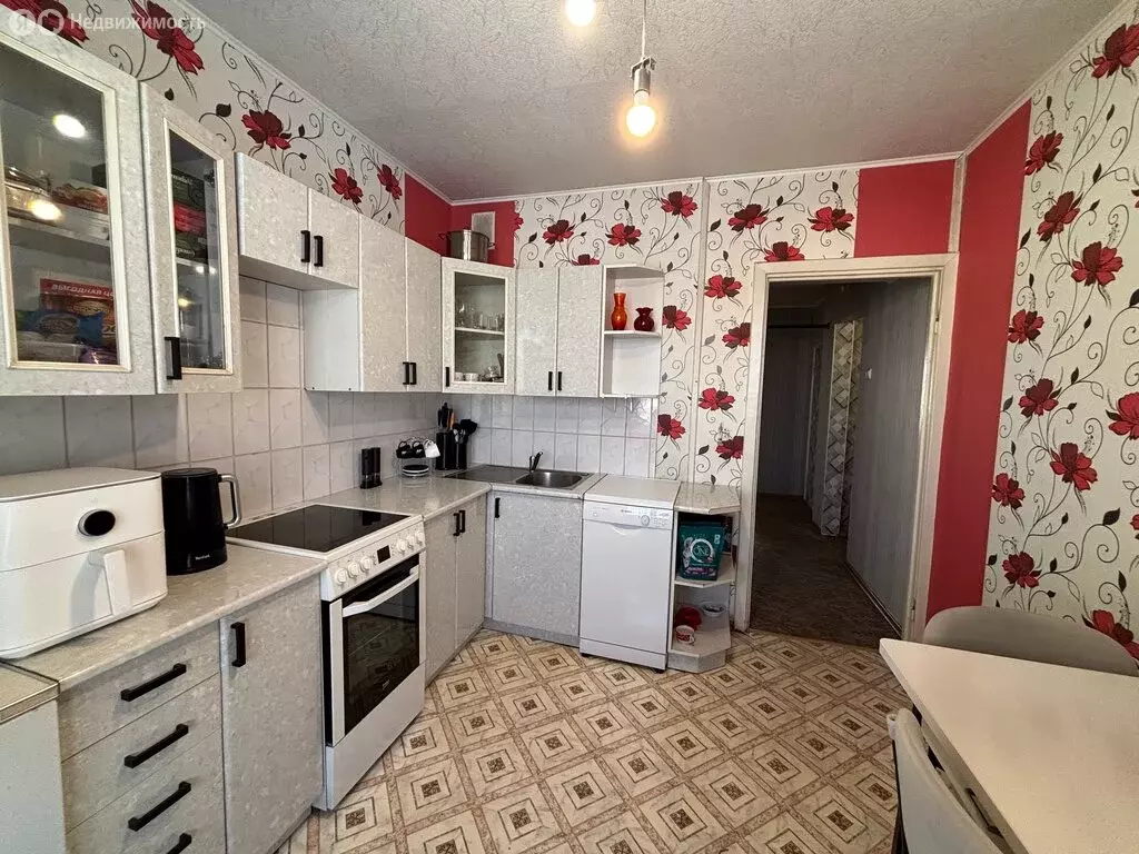 3-комнатная квартира: Минусинск, Народная улица, 5 (65 м) - Фото 2