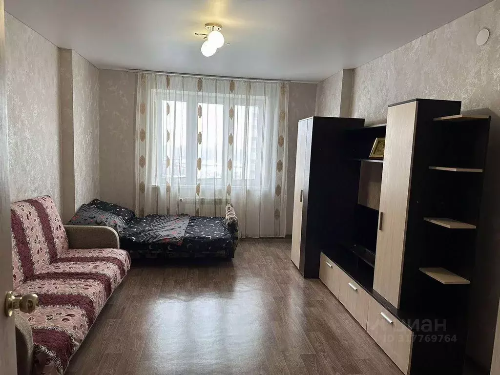 2-к кв. Татарстан, Казань ул. Наиля Юсупова, 7 (64.0 м) - Фото 1