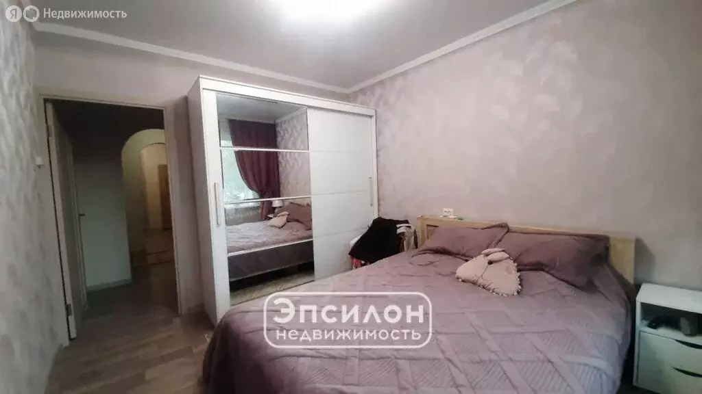 4-комнатная квартира: Курск, проспект Ленинского Комсомола, 52 (78 м) - Фото 0