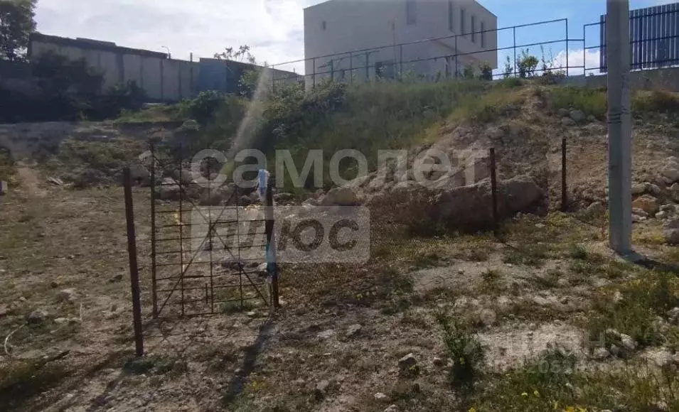 Участок в Севастополь ул. Агатовая (5.2 сот.) - Фото 0
