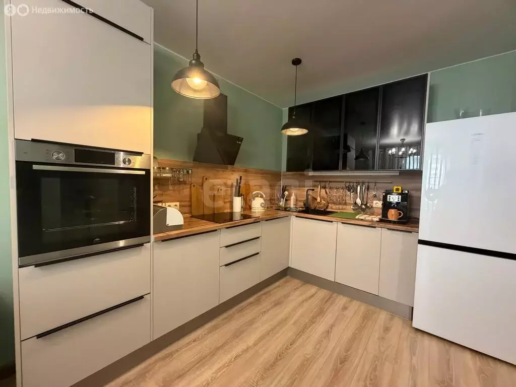 2-комнатная квартира: Тюмень, улица Константина Посьета, 6 (61.7 м) - Фото 1