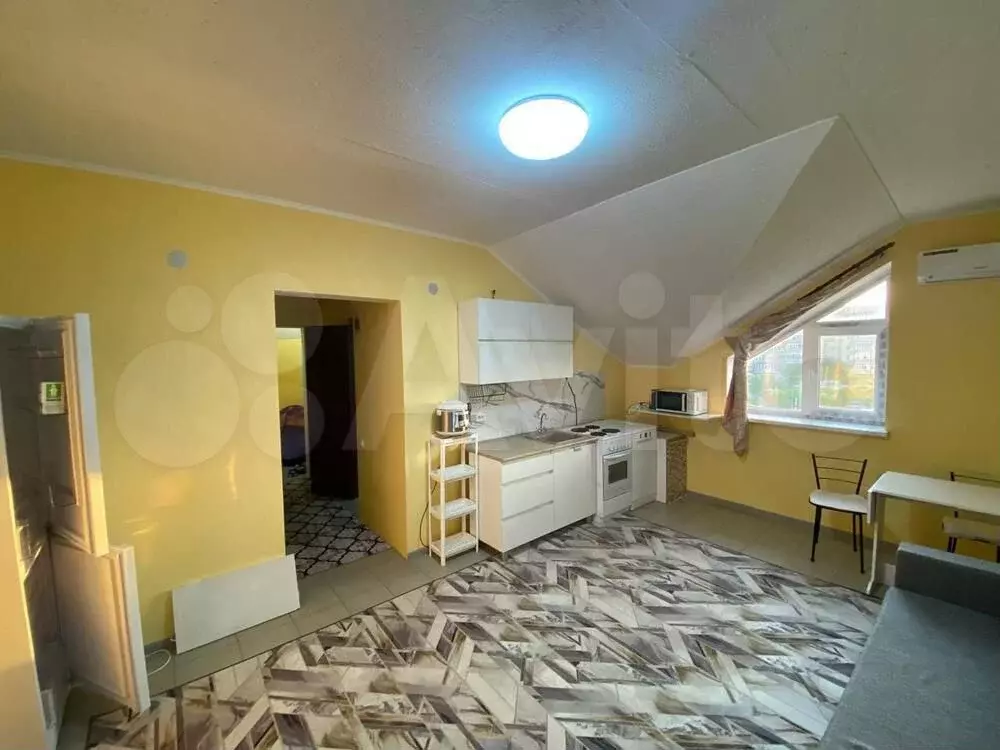 1-к. квартира, 46 м, 4/4 эт. - Фото 0