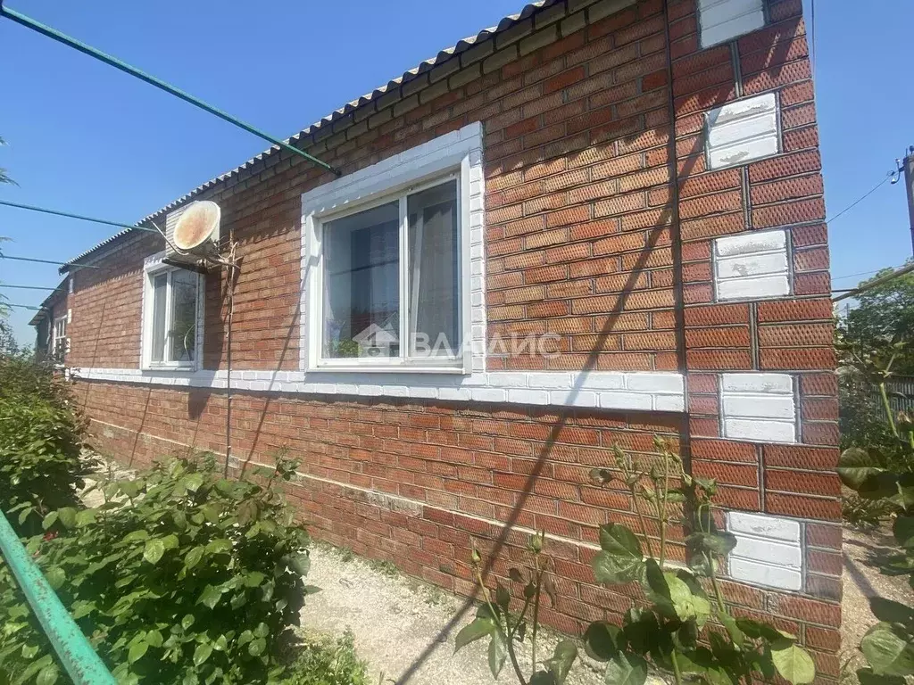 Дом в Краснодарский край, Ейский район, Должанская ст-ца ул. Чапаева ... - Фото 1