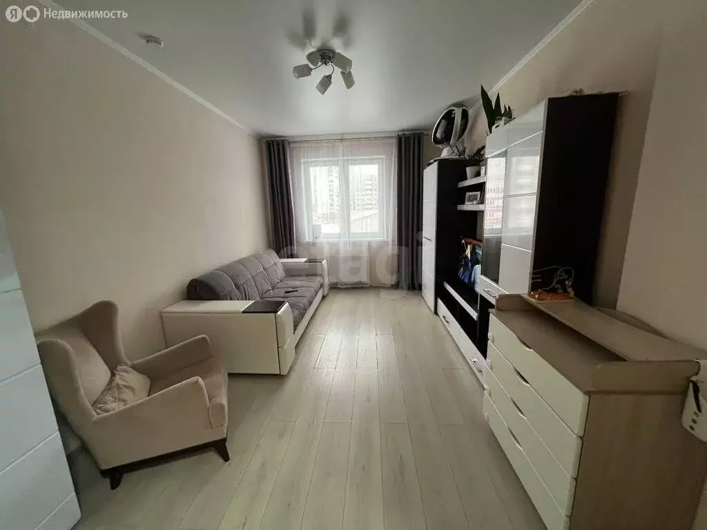 2-комнатная квартира: Тобольск, 15-й микрорайон, 11 (56.3 м) - Фото 2