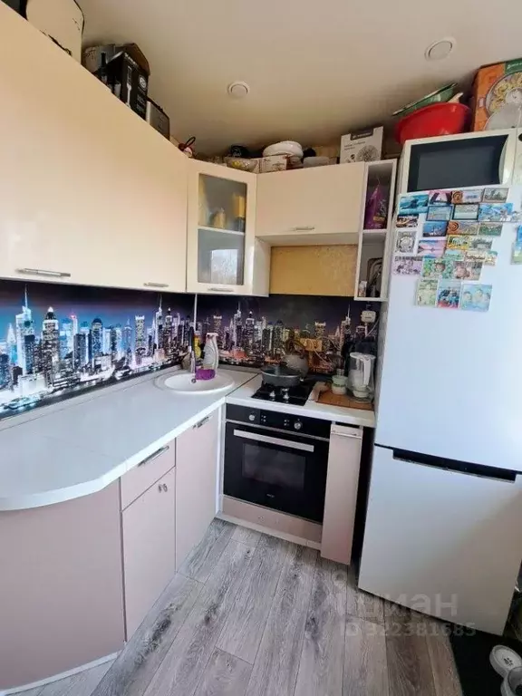 2-к кв. Омская область, Омск Заозерный мкр, просп. Менделеева, 27Б ... - Фото 1