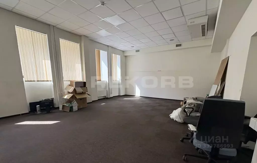 Офис в Санкт-Петербург Дровяная ул., 6-8 (227 м) - Фото 1