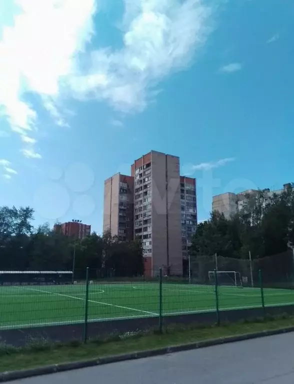 Комната 12 м в 6-к., 15/15 эт. - Фото 0