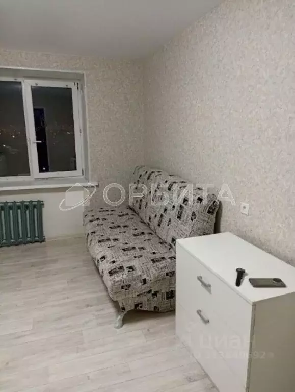 Комната Тюменская область, Тюмень ул. Республики, 214 (13.0 м) - Фото 0