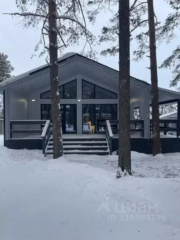 Дом в Свердловская область, Белоярский муниципальный округ, с. ... - Фото 1