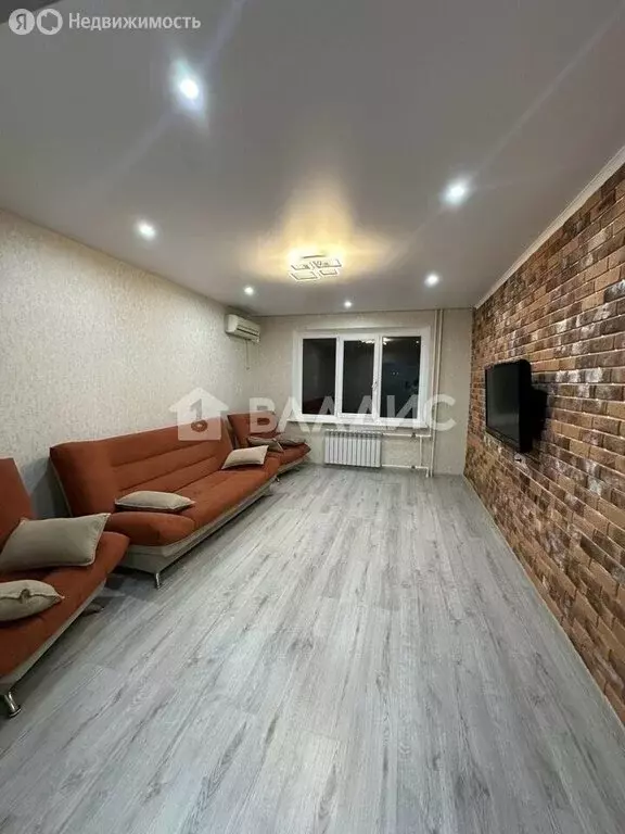 3-комнатная квартира: Таганрог, улица Сергея Шило, 200 (65 м) - Фото 1