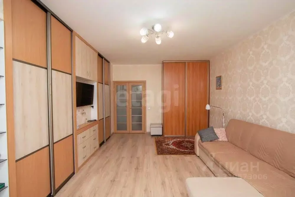1-к кв. Кемеровская область, Новокузнецк Запорожская ул., 69А (48.2 м) - Фото 1