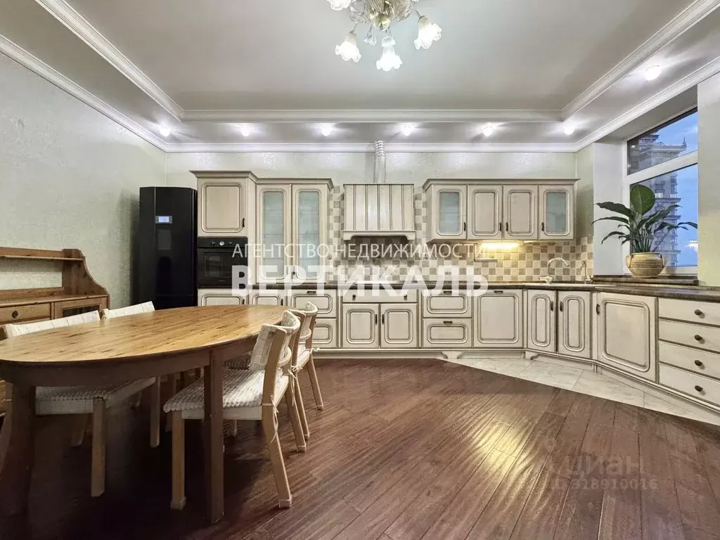 4-к кв. Москва Авиационная ул., 77 (180.0 м) - Фото 1