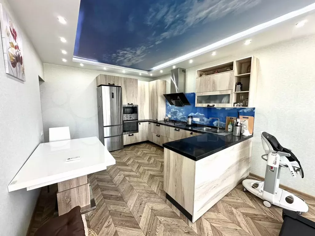 2-к. квартира, 90 м, 9/10 эт. - Фото 0