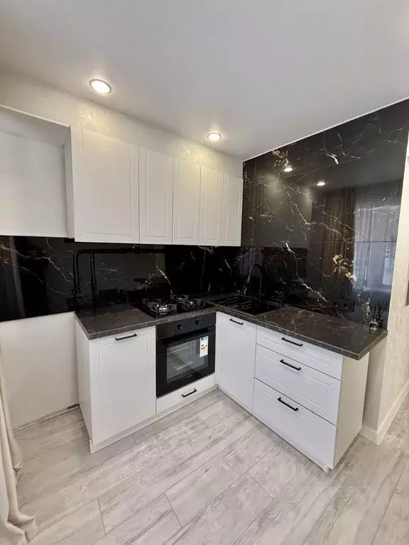 3-к кв. Тульская область, Тула просп. Ленина, 80 (43.0 м) - Фото 1