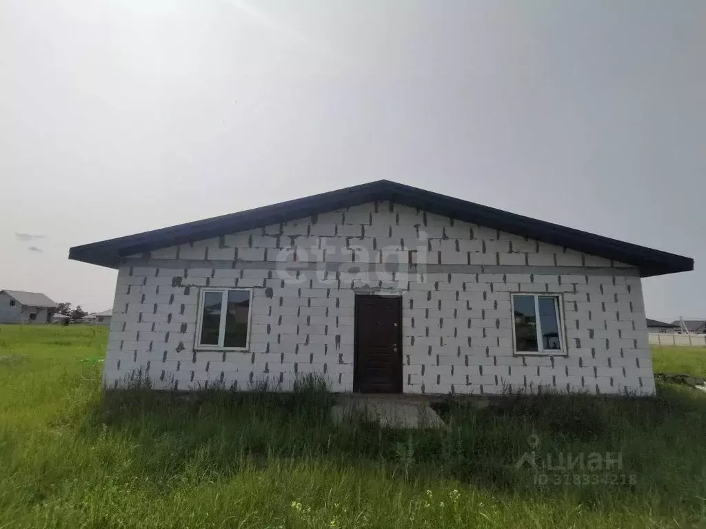 Дом в Белгородская область, Старый Оскол ул. Александра Полуэктова, 23 ... - Фото 0