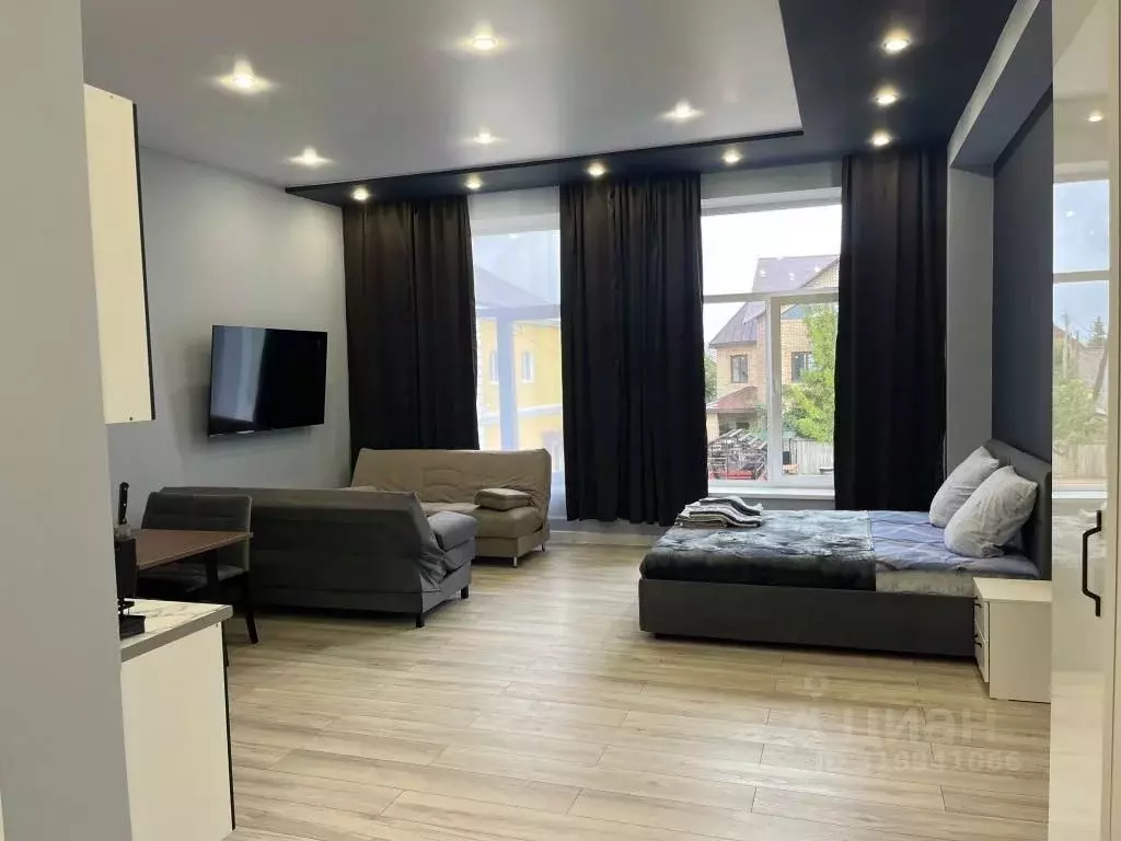 1-к кв. Новгородская область, Валдай пл. Свободы, 9 (52.0 м) - Фото 1