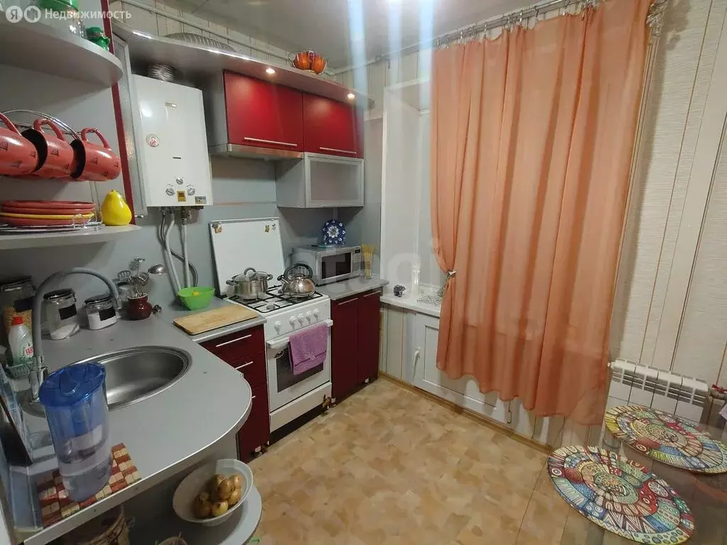 3-комнатная квартира: Шадринск, Красноармейская улица, 68 (59.1 м) - Фото 1