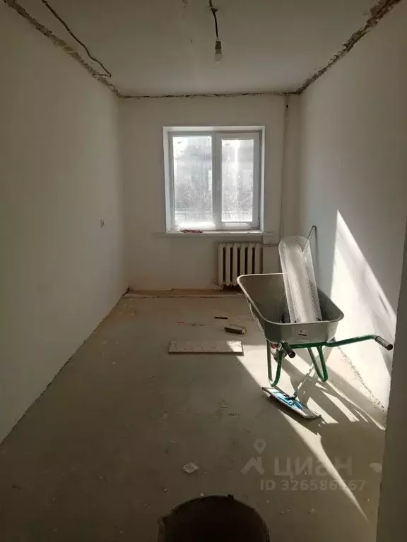 3-к кв. Воронежская область, Воронеж ул. Сосновая, 28 (56.0 м) - Фото 0