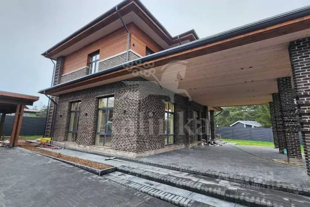 Дом в Московская область, Одинцовский городской округ, с. Знаменское  ... - Фото 1