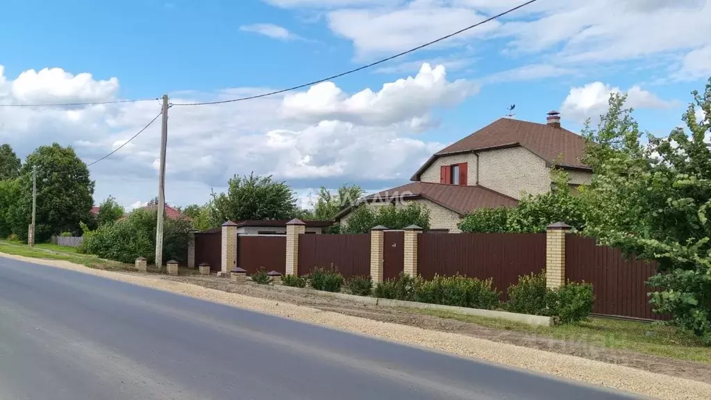 Дом в Липецкая область, Задонский муниципальный округ, д. Малое ... - Фото 1