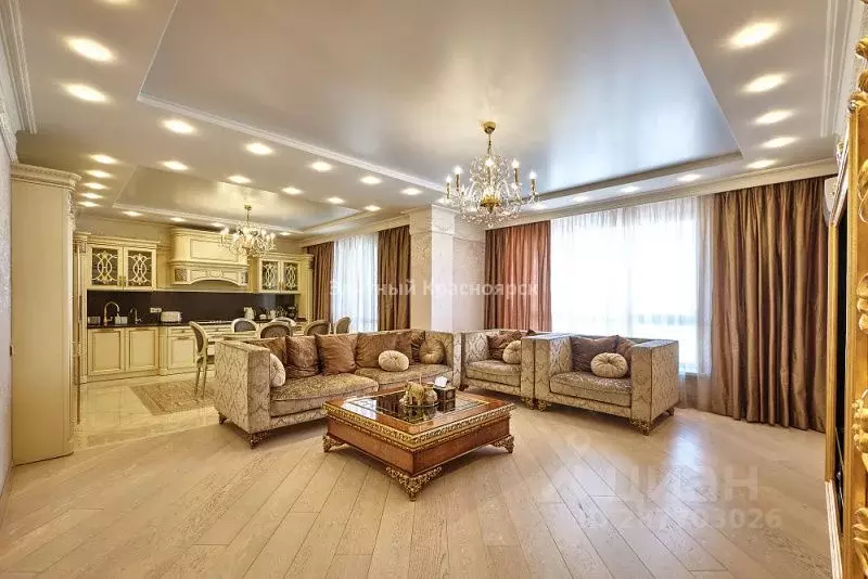 4-к кв. Красноярский край, Красноярск ул. Авиаторов, 41 (200.0 м) - Фото 1