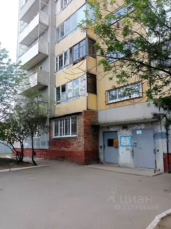 4-к кв. Омская область, Омск ул. 15-я Рабочая, 88 (91.0 м) - Фото 0