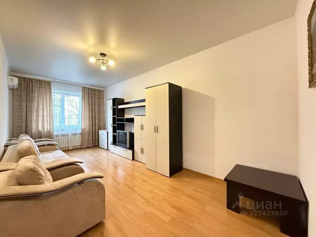 2-к кв. Кабардино-Балкария, Нальчик ул. Хужокова (58.6 м) - Фото 1