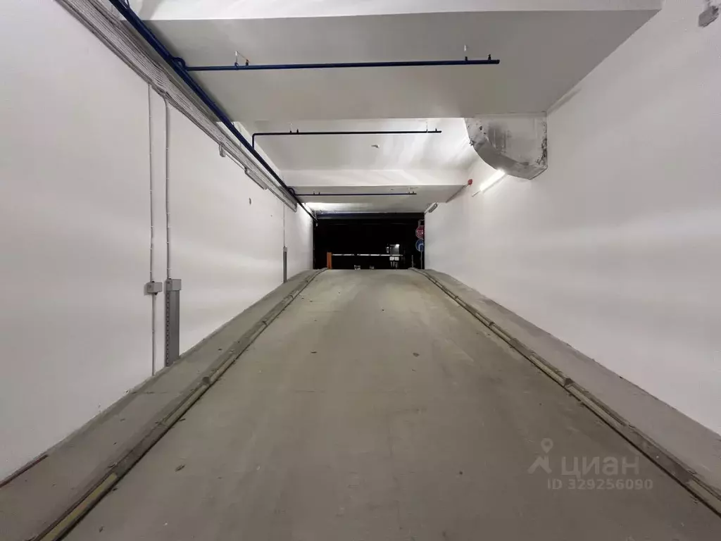 Гараж в Москва Клинская ул., 2А (20 м) - Фото 1