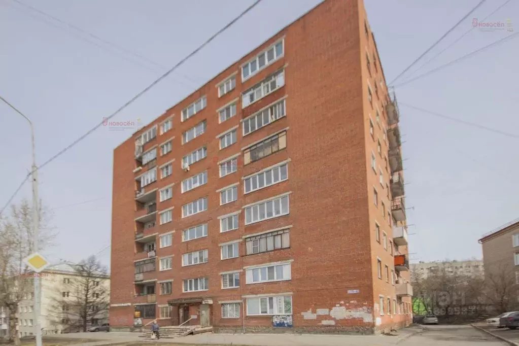 Комната Свердловская область, Екатеринбург ул. Мельникова, 3 (12.0 м) - Фото 0