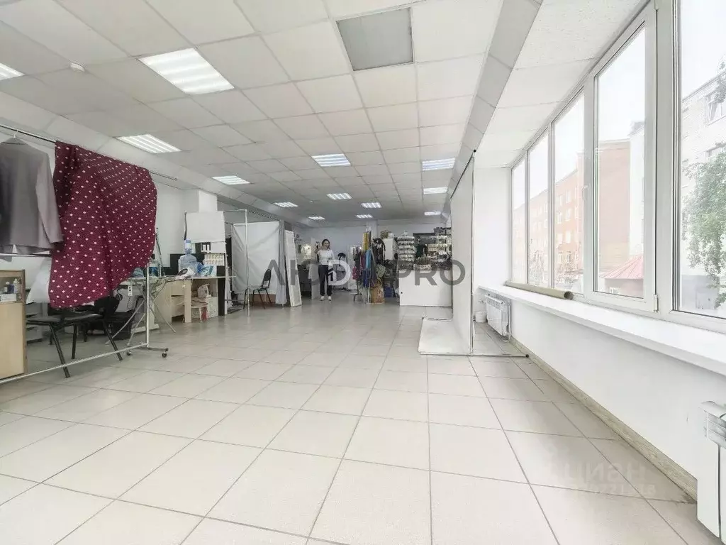 Помещение свободного назначения в Саратовская область, Саратов Мирный ... - Фото 1