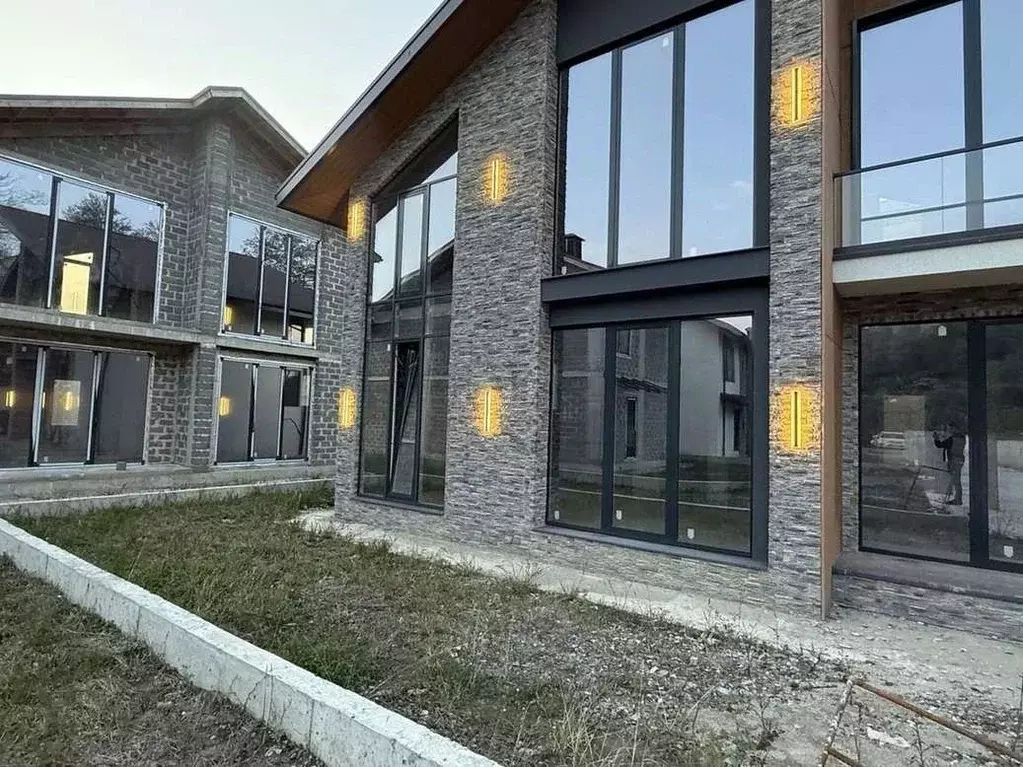 Дом в Краснодарский край, Сочи городской округ, с. Черешня ул. ... - Фото 1