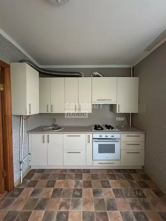 3-к кв. Калмыкия, Элиста ул. Лермонтова, 14 (70.0 м) - Фото 0