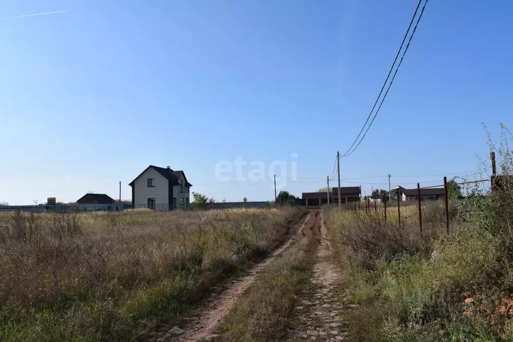 Участок в Саратовская область, Энгельсский район, Красноярское ... - Фото 1