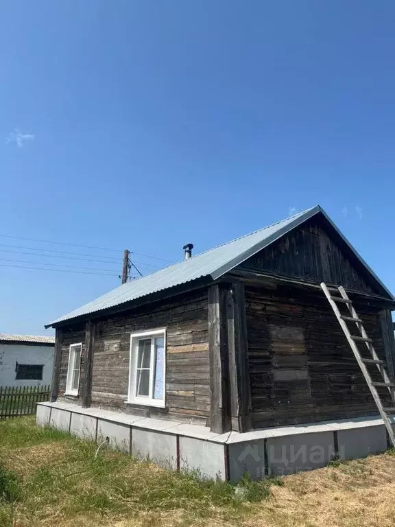 Дом в Алтайский край, Тюменцевский район, с. Тюменцево Большевистская ... - Фото 1