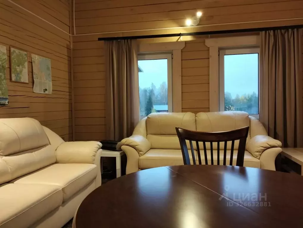 Дом в Новгородская область, Валдайский район, Ивантеевское с/пос, д. ... - Фото 1