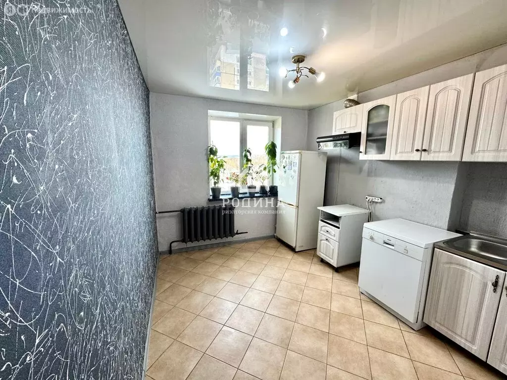 3-комнатная квартира: Комсомольск-на-Амуре, Интернациональный ... - Фото 2